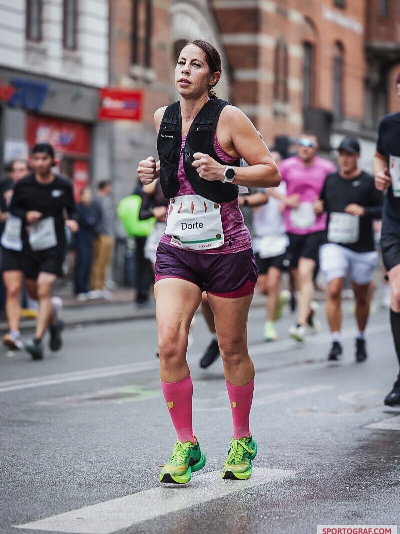 dand0010 Når jeg nu har betalt for mine #cphhalf fotos, bliver i lige spammet. Jeg ville selvfølgelig ønske det ikke havde regnet og bevares jeg havde været hurtigere, men ellers er der intet dårligt