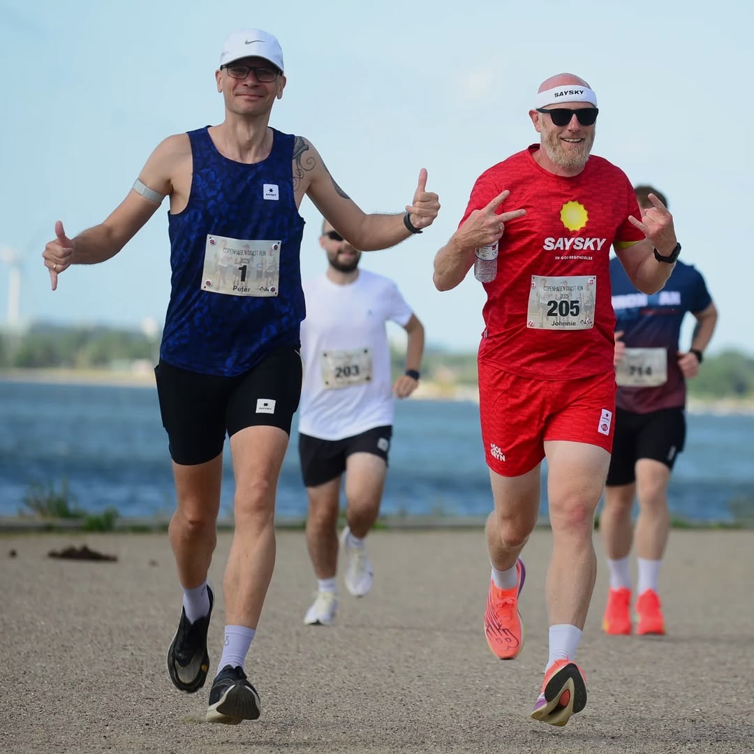 petermenschen Nye billeder og tilbageblik til et lækkert (og hårdt) race for 14 dage siden. Jeg er allerede tilmeldt næste år. Samtidig lidt refleksioner fra Taastrup Løbet i tirsdags. Er løb der også